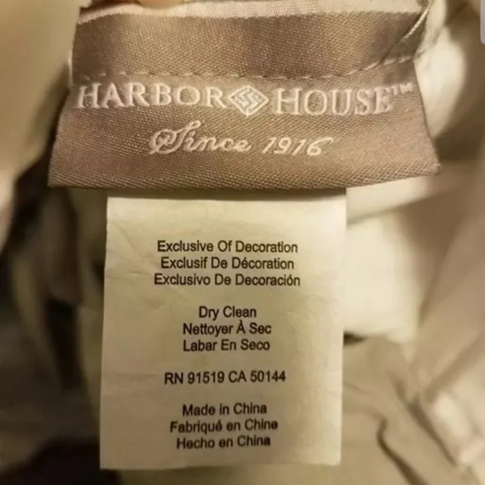 NEW $330 DUVET COVER NEW Harbour House brand  (from Macy's) EMBROIDERED BEAUTY